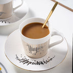 Unique Coffee Mug with Dynamic Reflection for a Creative Drinking Experience
