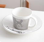 Unique Coffee Mug with Dynamic Reflection for a Creative Drinking Experience