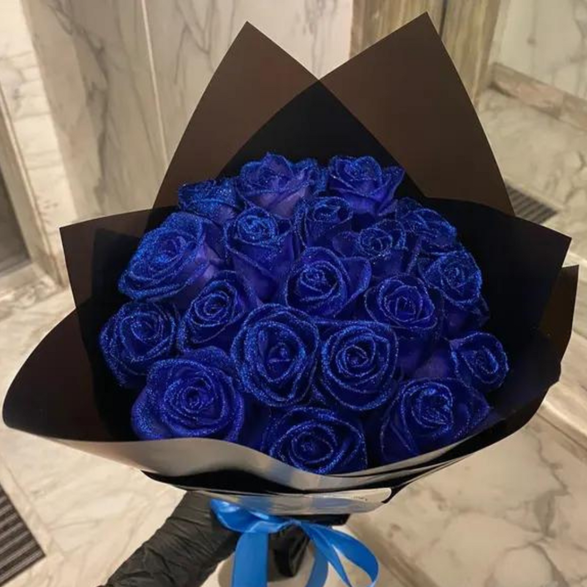 Radiant Elegance Silk Rose Bouquet - 50pcs Premium Gift