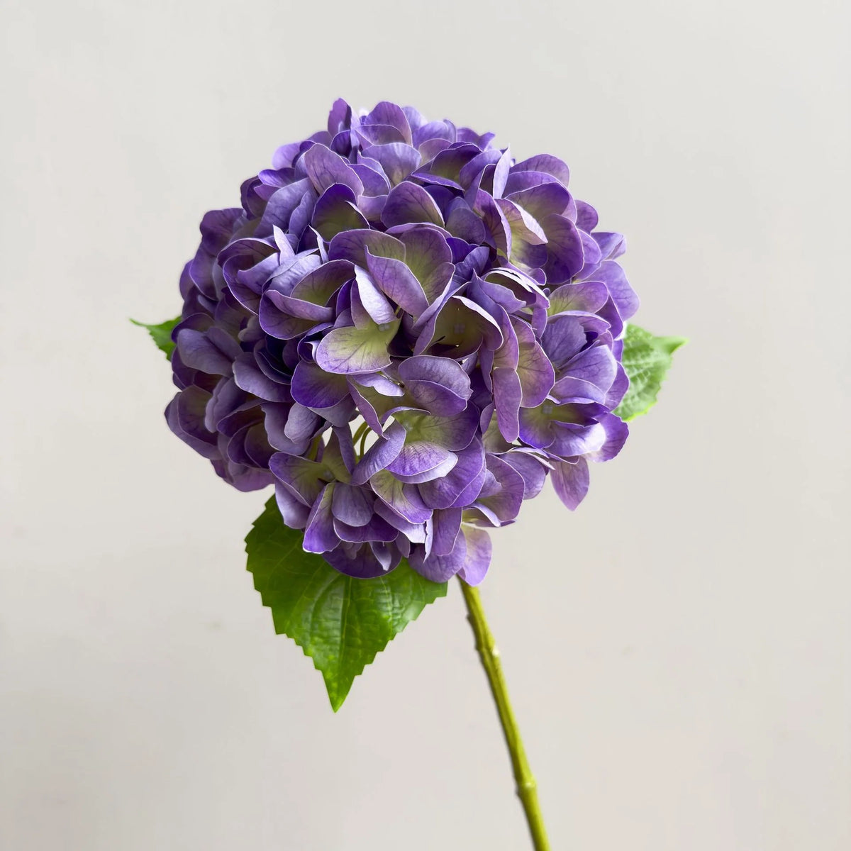 Artificial Hydrangea Stem Realistic Petals Maintenance-Free