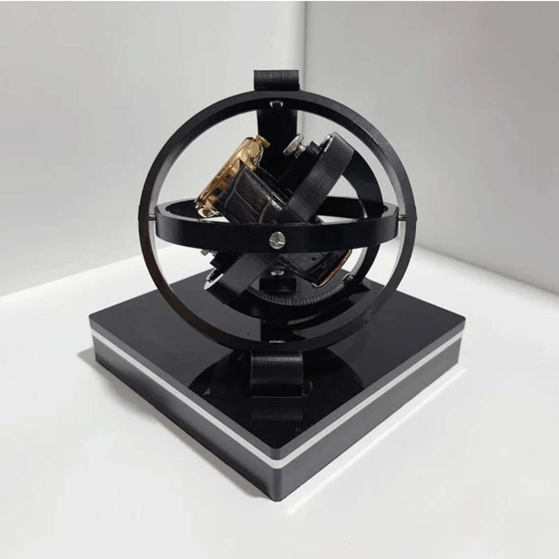 Automatic Watch Winder Whisper-Quiet Universal Compatibility Compact Display