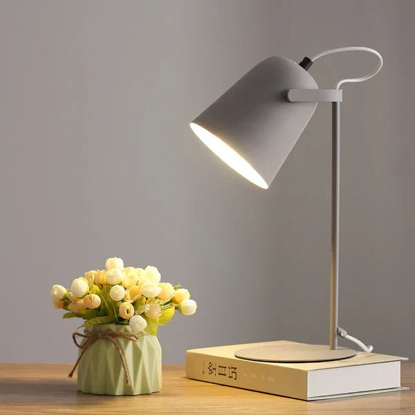 Bedside Table Lamp Macaron Pastel Iron Plug-In E26