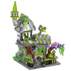 Building Block Set Haunted Cabin Over 700 Pieces