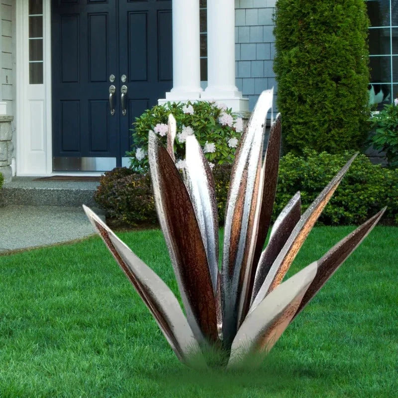 Metal Agave Plant Rust-Finished Weather-Resistant Steel