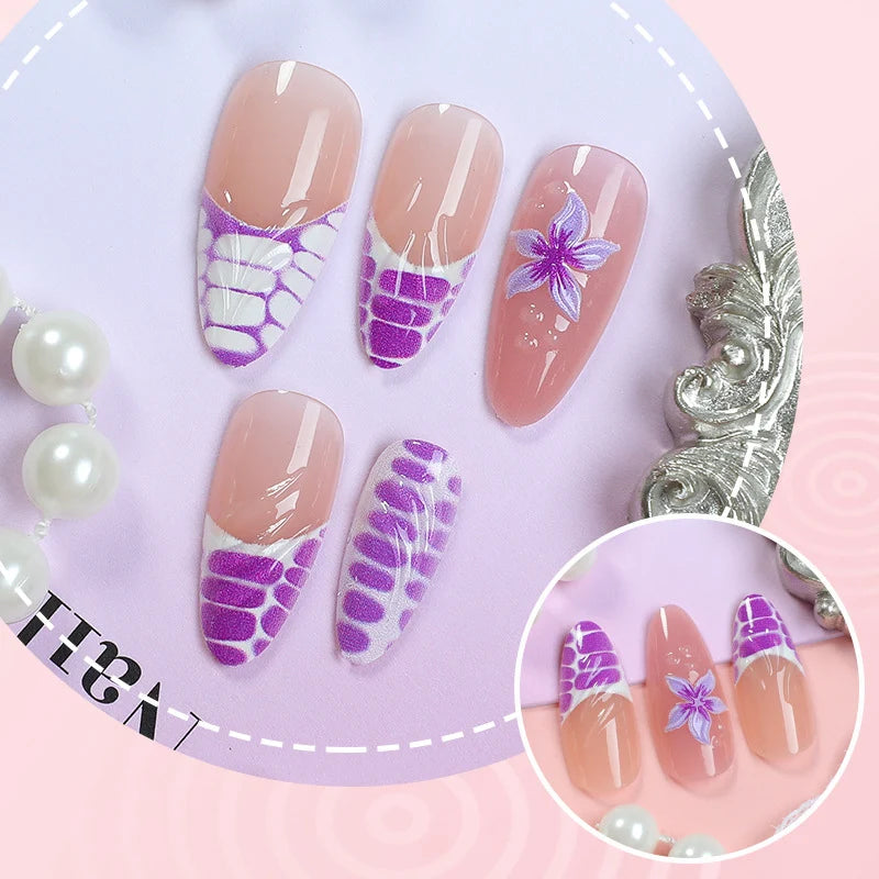Press-On Nail Set Abstract Designs Long-Lasting & Comfortable Fit