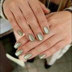 Press-On Nail Set Festive Designs & Gel Polish
