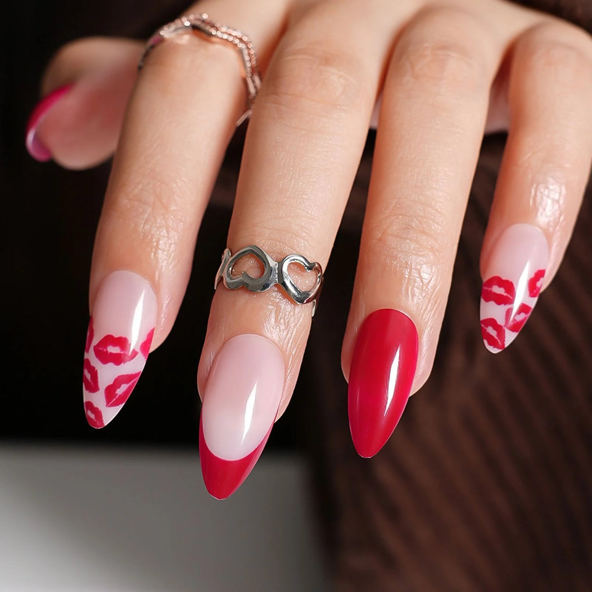 Press-On Nail Set Festive Designs & Gel Polish