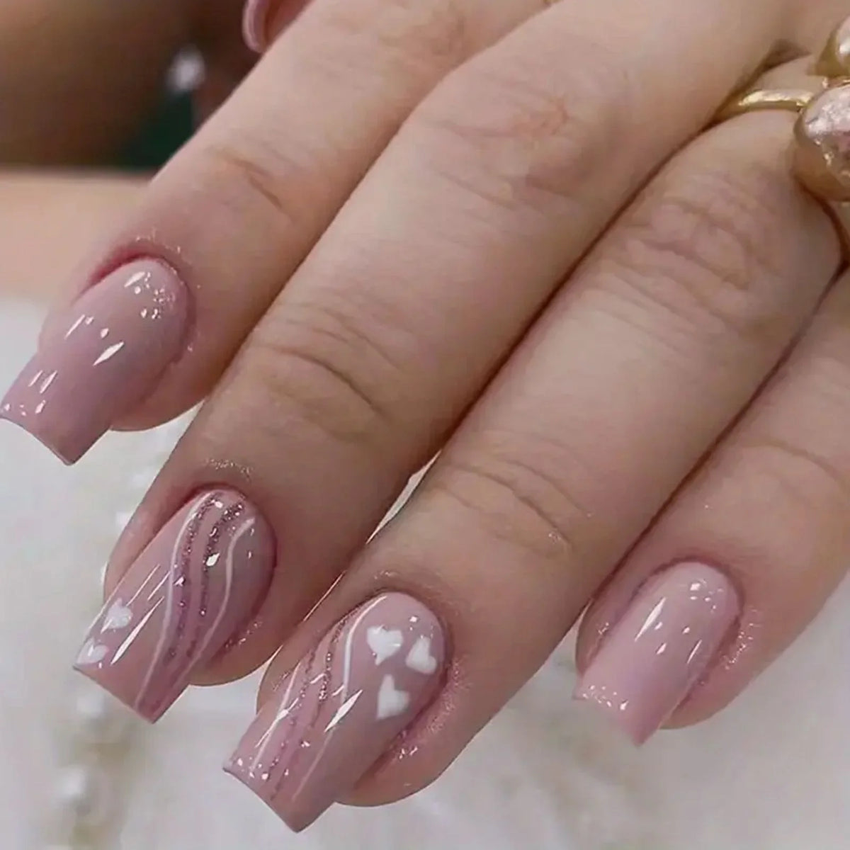 Press-On Nail Set Festive Designs & Gel Polish