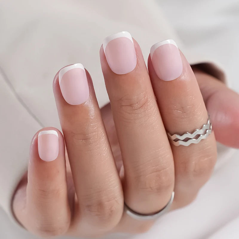 Press-On Nail Set Festive Designs & Gel Polish