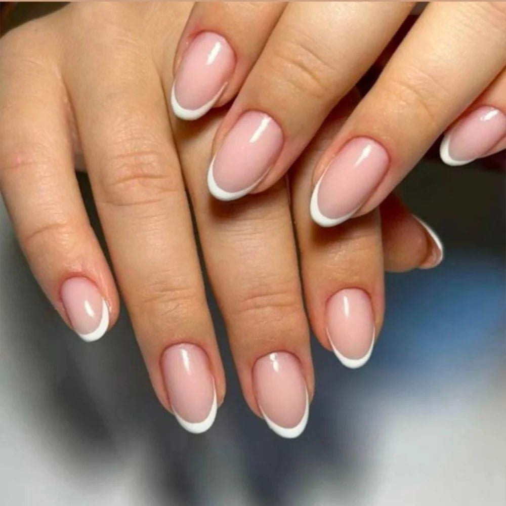 Press-On Nail Set Festive Designs & Gel Polish