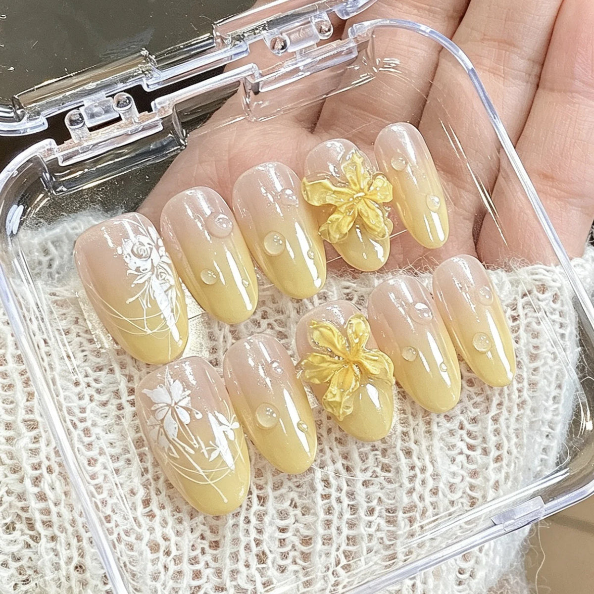 Press-On Nail Set Floral Embossed Durable Multiple Sizes