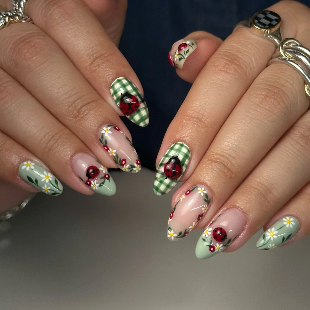 Press-On Nail Set Floral & Ladybug Acrylic Multiple Sizes