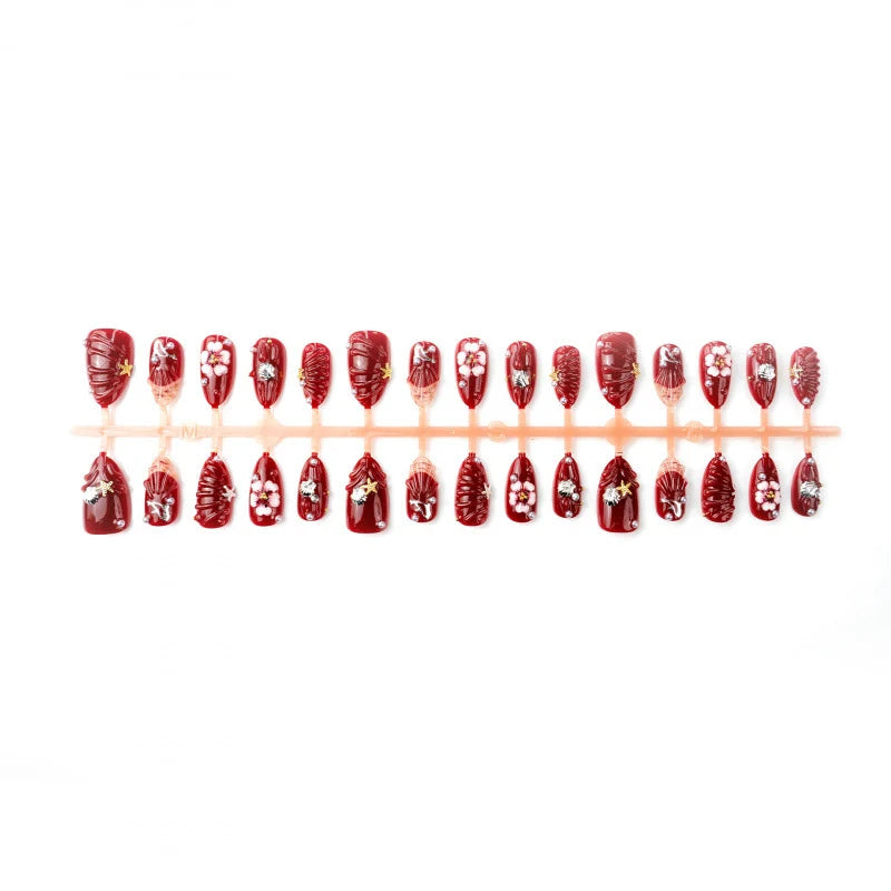 Press-On Nail Set Floral & Shell Accents