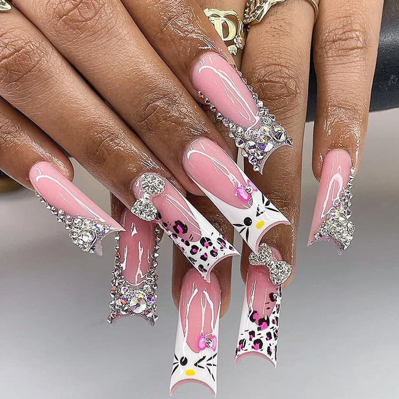 Press-On Nail Set French Tip Reusable & Lightweight