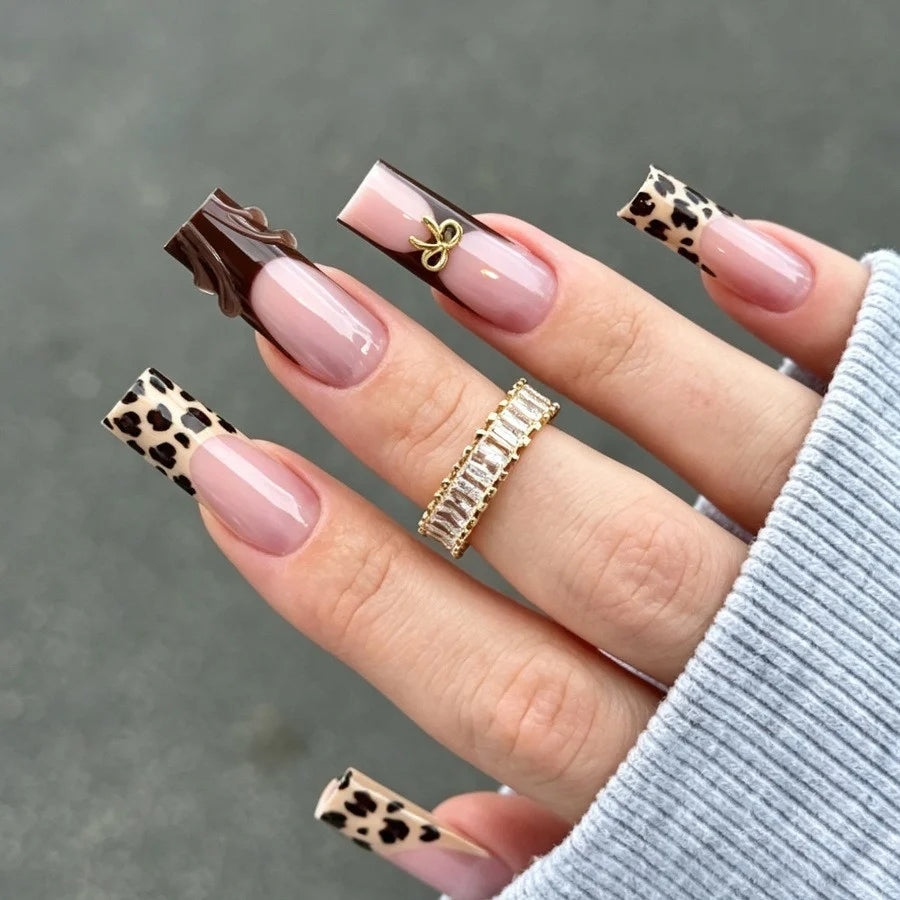 Press-On Nail Set Leopard Print Easy Application