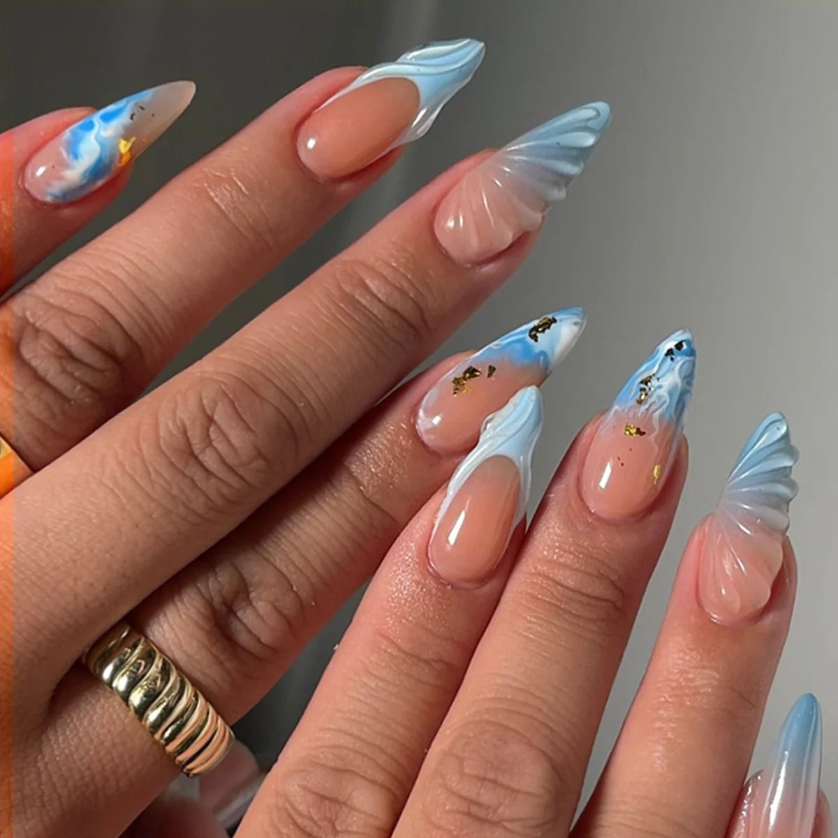 Press-On Nail Set Marble Effect Pointed Tips & Easy Application