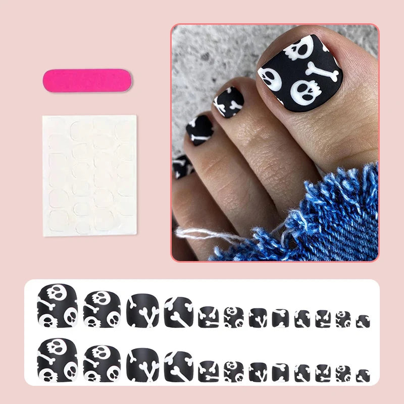 Press-On Nail Set Spooky Designs Easy Apply & Remove