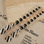 Press-On Nail Set Striped Design Reusable & Glue-Free