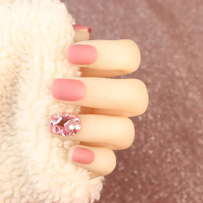 Press-On Nails Soft Matte Rhinestone Accent Reusable