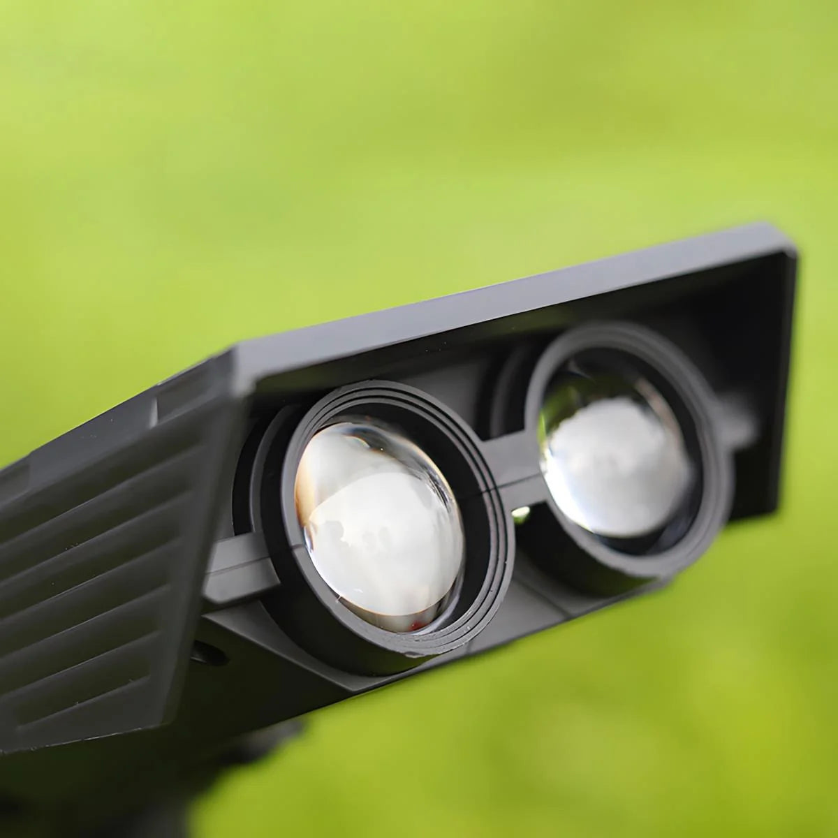 Solar Spotlight Adjustable Zoom IP65 Weatherproof Ground Stake