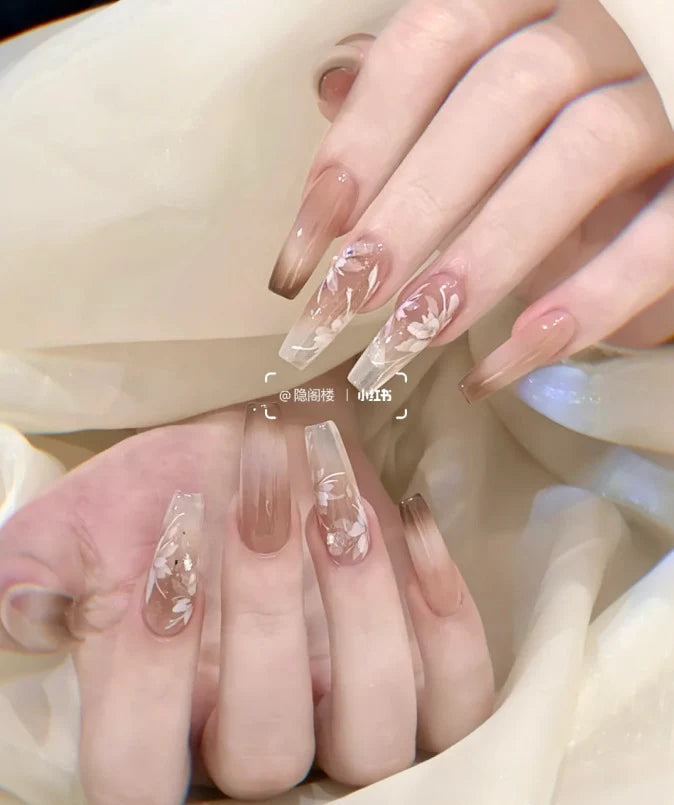 Stiletto Nail Extensions Artistic Designs & Easy Application