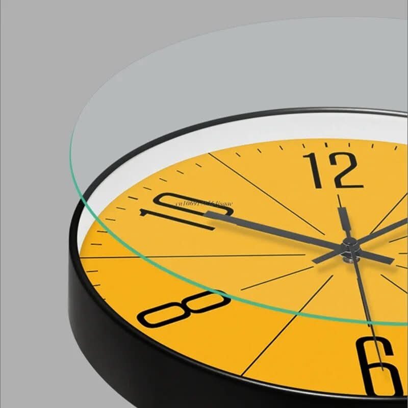 Wall Clock Silent Quartz Movement High-Contrast Numerals